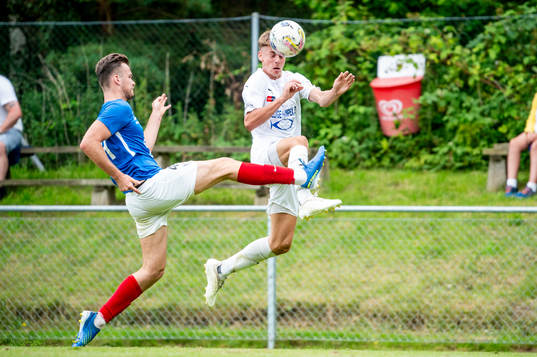 FBK Balkans Fabian Petersson mot Österlens Melvin Krajnc Randowo