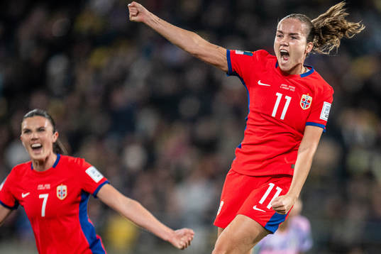 Guro Reiten of Norway celebrates after 1-1