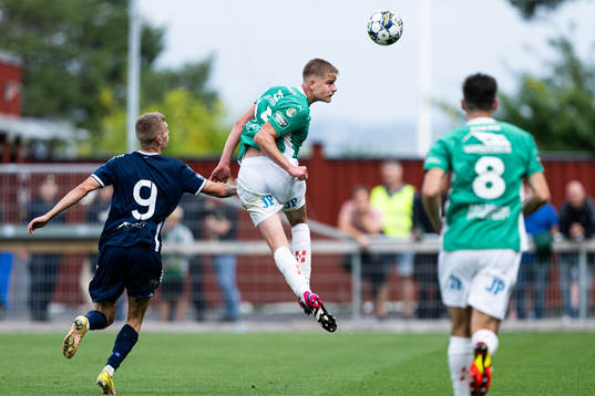 Utsiktens Lucas Hedlund och Jönköpings Södras Arvid