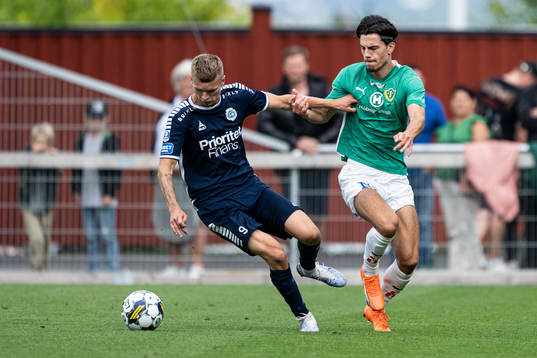 Utsiktens Lucas Hedlund och Jönköpings Södras Flamur