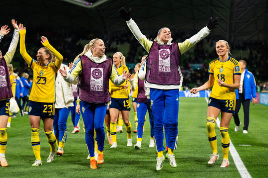 Elin Rubensson, Stina Lennartsson, Olivia Schough and Fridolina Rolfö celebrate