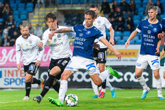 Örebros Daniel Hultqvist och Trelleborgs Bödvar