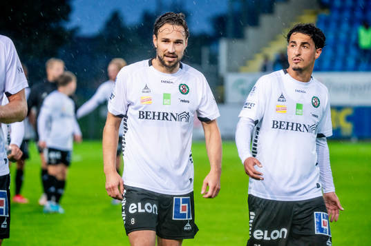 Örebros Kevin Walker jublar