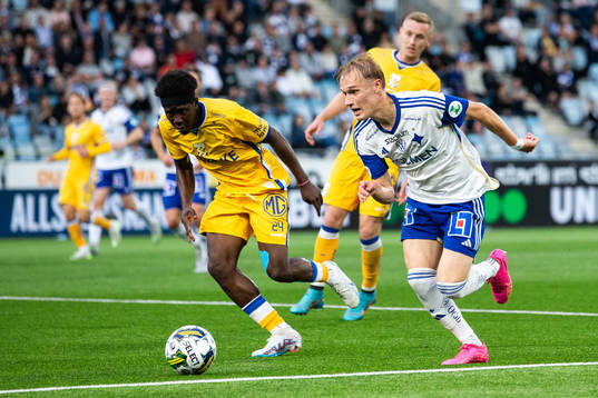 IFK Göteborgs Abundance Salaou och IFK Norrköpings Marcus Baggesen