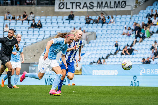 Malmö FFs Nova Rolfsson och IFK Göteborgs Filippa