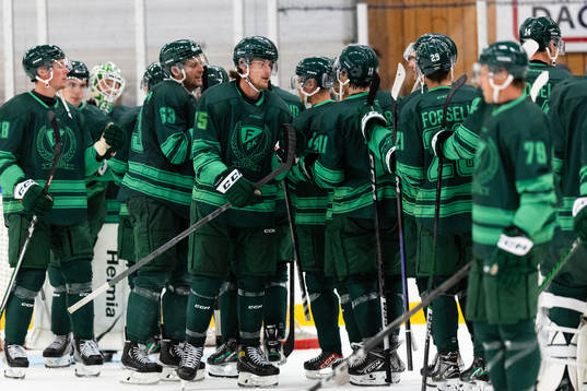 Färjestads spelare jublar