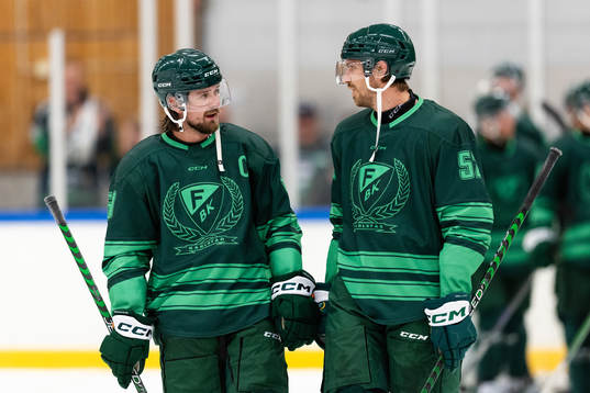 Färjestads Linus Johansson och August Tornberg