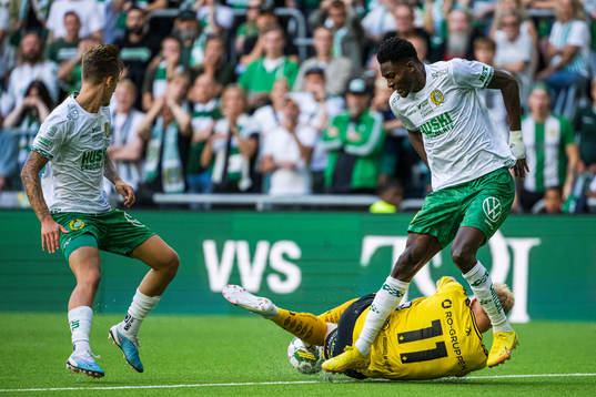 Hammarbys Fredrik Hammar, Nathaniel Adjei och Elfsborgs Sveinn Guðjohnsen