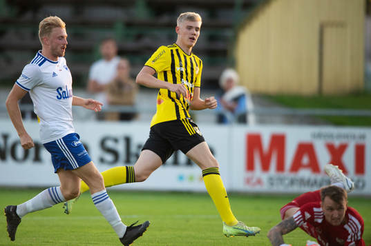 IFK Hässleholms Linus Roslund i matchen i DM mellan IFK Hässleholm och IFK Simrishamn, i Hässleholm 14 augusti 2023.