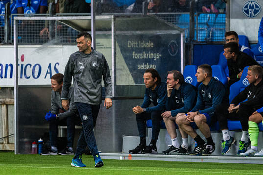 Magne Hoseth, head coach of Klaksvík