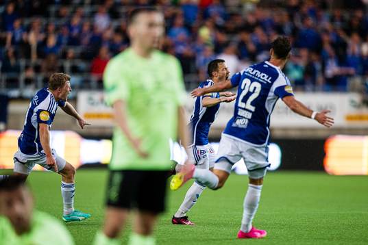Martin Linnes of Molde celebrates