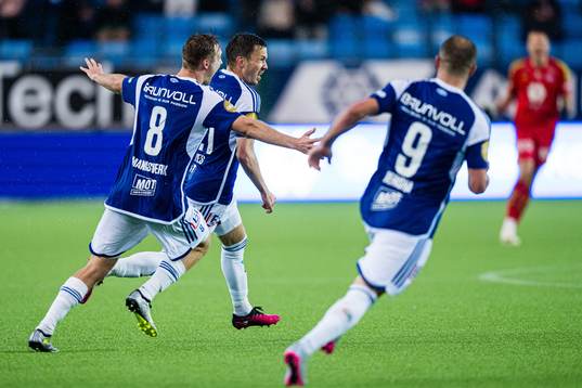 Martin Linnes of Molde celebrates