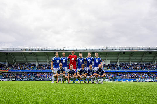 The starting eleven of Molde, from the top left; Martin