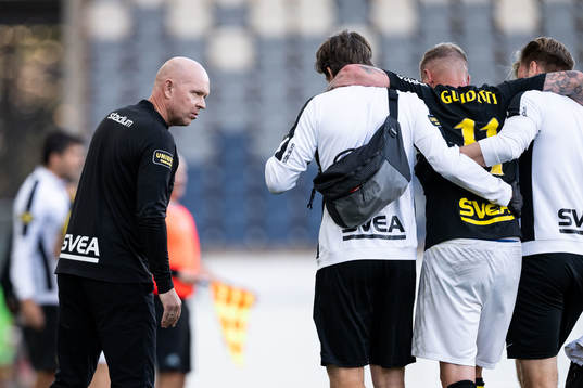 AIKs tränare Henning Berg och John Guidetti