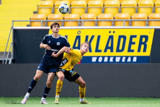 Utsiktens Frans Adamovic och Elfsborgs Karl Ivarsson Persson