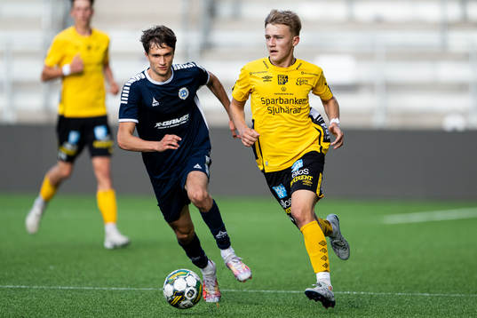 Utsiktens Frans Adamovic och Elfsborgs Isak Snygg