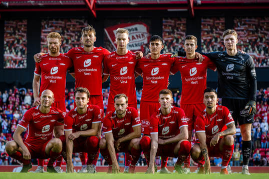 The starting eleven of Brann, from the top left; Sivert