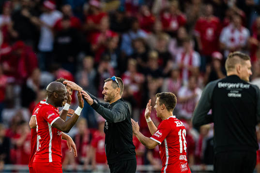 Monga Aluta Simba and Eirik Horneland, head coach of Brann