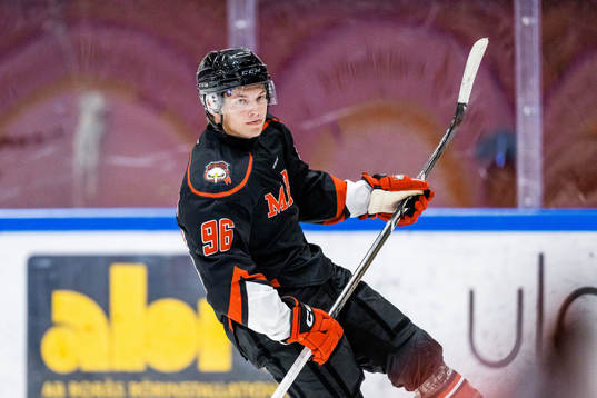 Malmö Redhawkss Lukas Wernblom jublar