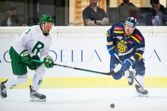 Michael Kapla of Rögle and Joakim Nordström of Davos