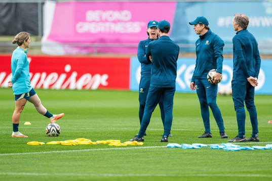 Head coach Tony Gustavsson and assistant coach Jens