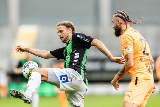 GAIS Gustav Lundgren och AFC Eskilstunas Ali Suljic