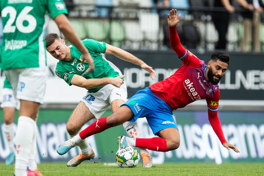 Jönköpings Södras Marko Nikolic och Helsingborgs Amin