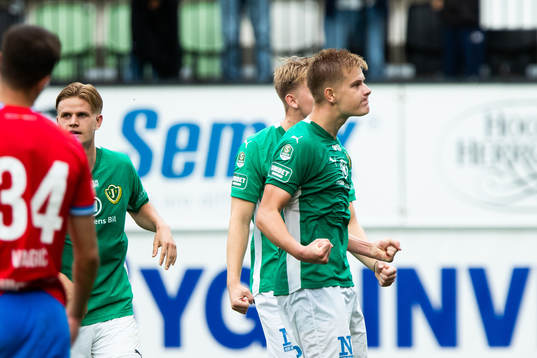 Jönköpings Södras Arvid Eriksson jublar