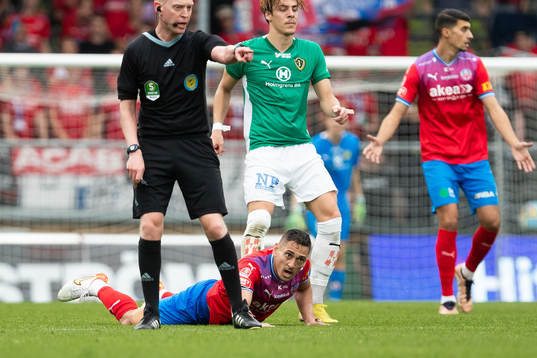 Helsingborgs Cole Alexander