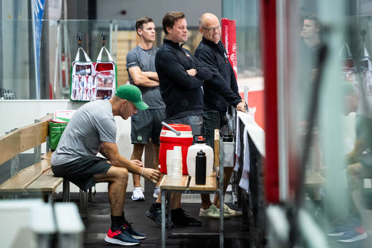 Rögles fysioterapeut Sven Thomsson, läkare André