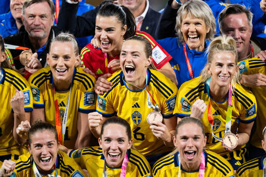 Stina Blackstenius, Magdalena Eriksson and Sofia Jakobsson