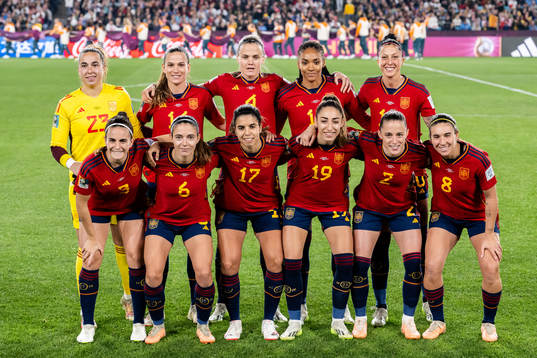 The starting eleven of Spain poses for a team photo ahead of the FIFA Women's World Cup final between Spain and England on August 20, 2023 in Sydney. 