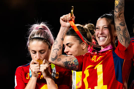 Alexia Putellas and Jennifer Hermoso of Spain celebrate at