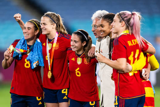 Mariona Caldentey, Irene Paredes, Aitana Bonmati, Salma