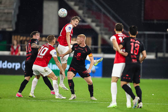 Fotboll, Europa Conference League, Play-off, AZ Alkmaar -