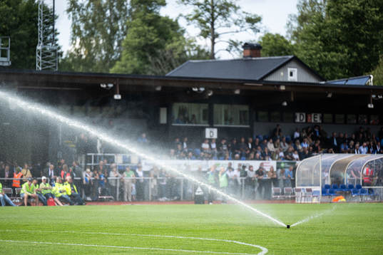 Vattenspridare på planen