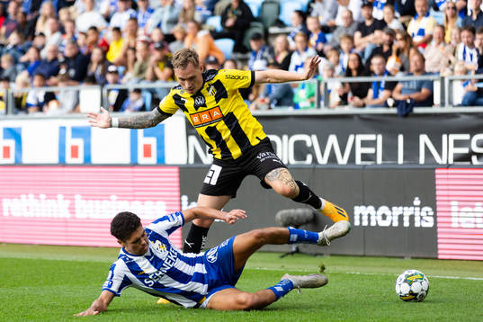 IFK Göteborgs Thomas Santos och Häckens Jacob Barret Laursen