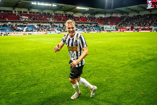 Landskronas Edvin Dahlqvist jublar