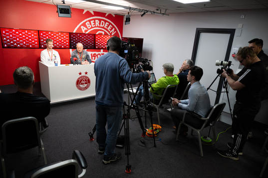 Samuel Gustafson and head coach Per-Mathias Høgmo  of