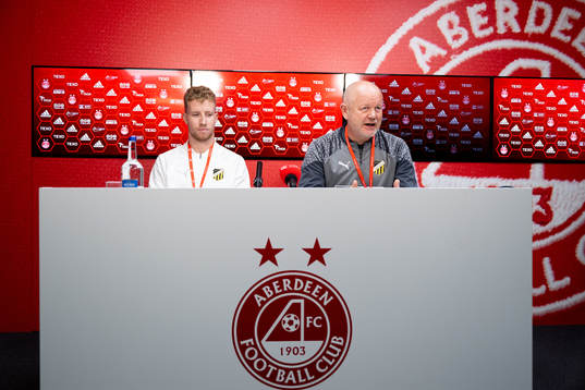 Samuel Gustafson and head coach Per-Mathias Høgmo  of