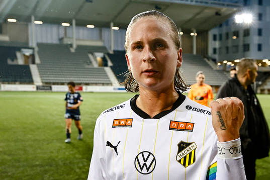 Häckens Filippa Curmark med stöttning av spanska