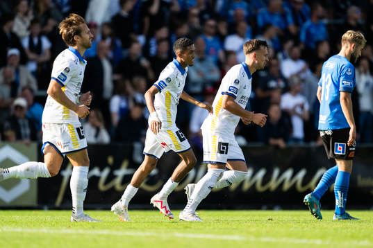 Sirius Tashreeq Matthews jublar