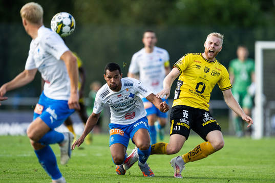 Värnamos Wenderson Oliveira do Nascimento och Elfsborgs