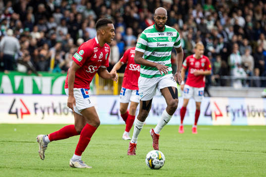 Västerås SKs Daniel Ask mot Brages Eirik Asante Gayi