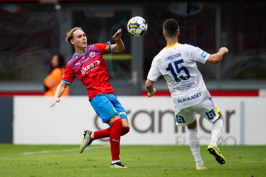 Helsingborgs Simon Bengtsson och GIF Sundsvalls Robert