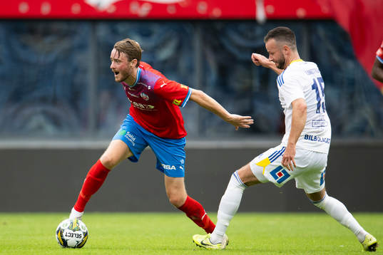 Helsingborgs Rasmus Jönsson och GIF Sundsvalls Robert