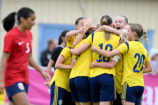 Sveriges Nathalie Brorsson jublar