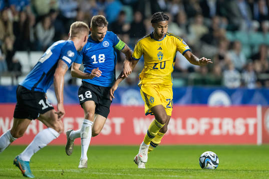 Karol Mets of Estonia and Jens Cajuste of Sweden