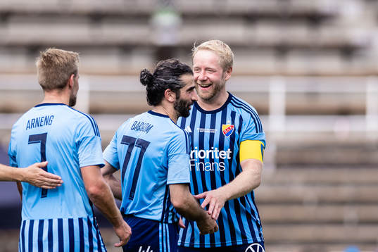 Djurgårdens Johan Arneng, Abgar Barsom och Patrik Eriksson-Ohlsson jublar efter mål
