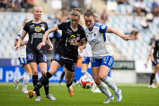 IK Uppsalas Julia Ragnarsson och IFK Norrköpings Lovisa
